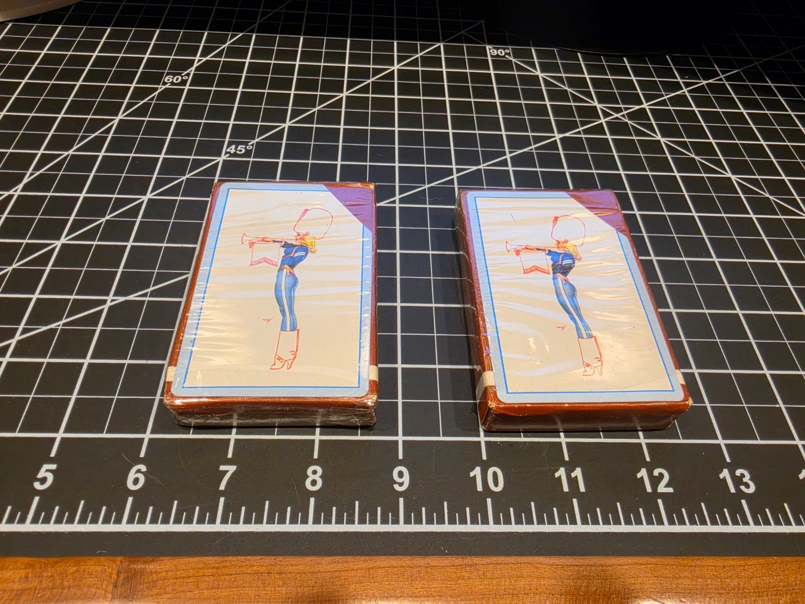 2 Vintage 1940s Bob Elson’s PETTY PIPPINS Playing Cards Sealed Tax Stamp Pin-Up