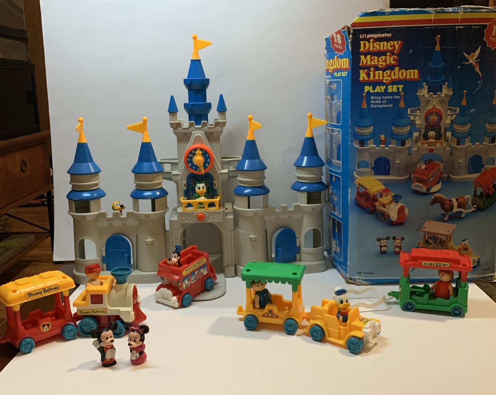 Vintage 1987 Lil Playmates Disney Magic Kingdom Castle Playset Toy Near Complete