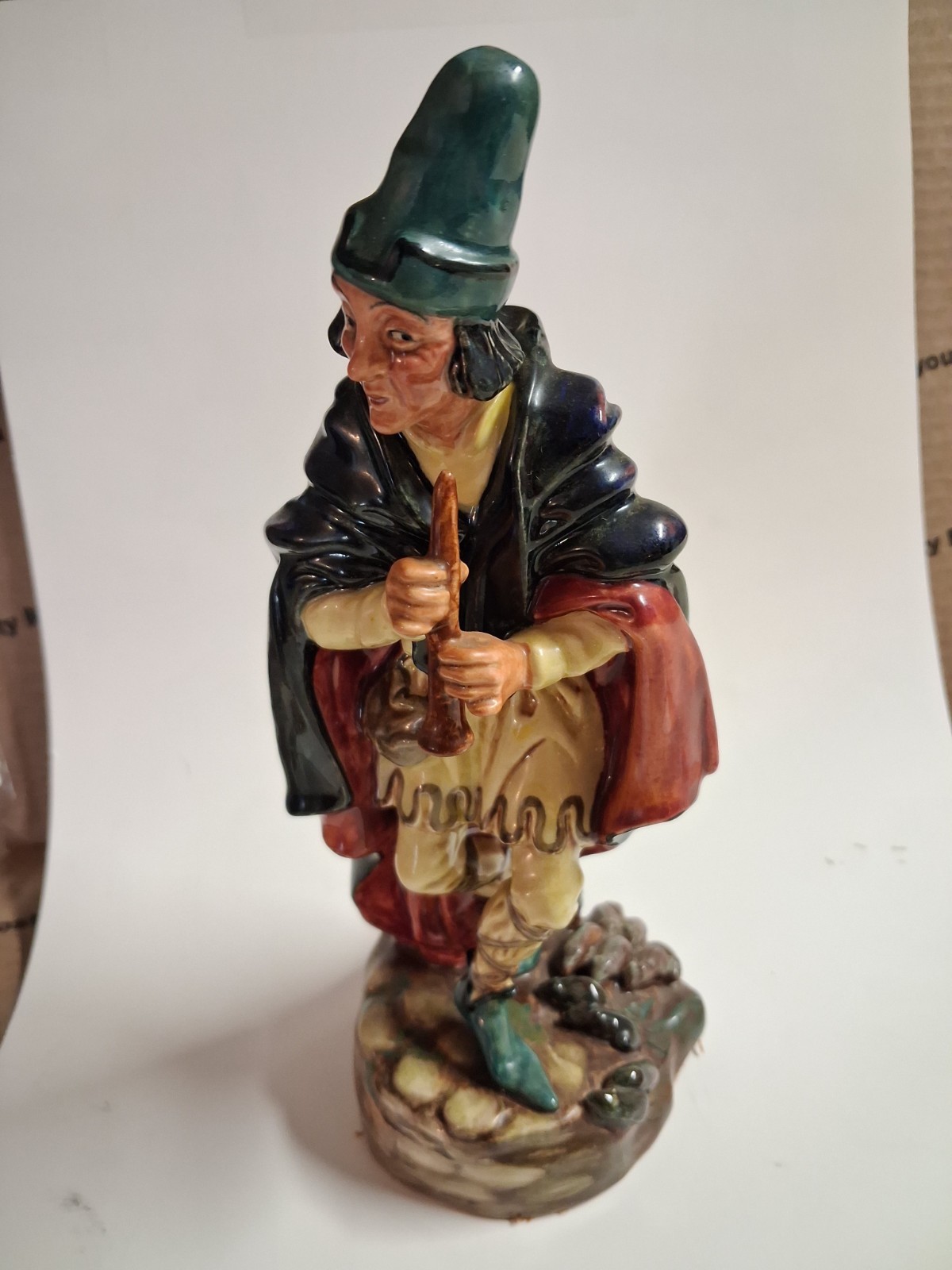 Vintage Royal Doulton The Pied Piper HN2102 Porcelain Figurine 1952