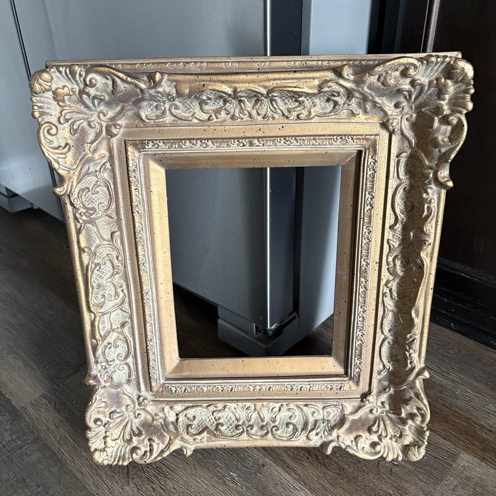 Vintage Ornate Gold Gilt Wood Picture Frame Floral Victorian Style 18”x 16”