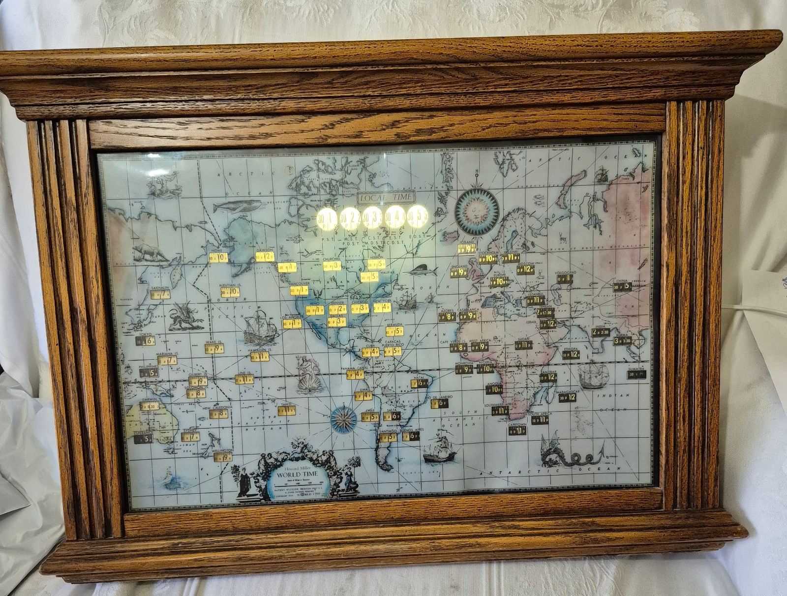 Vtg 1959 Howard Miller World Time Clock 612-371 Lighted Oak Map KEEPS SLOW TIME