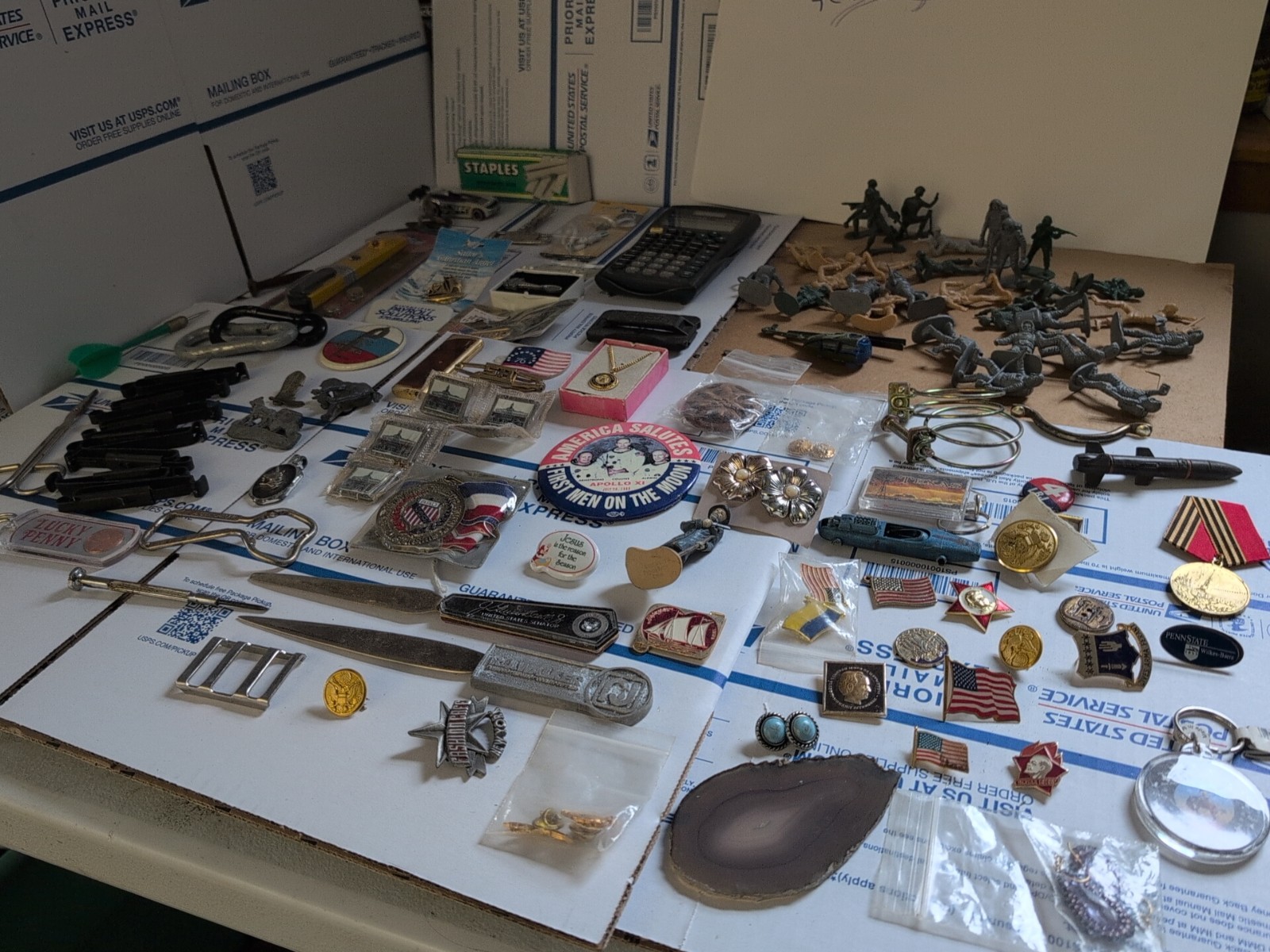 Lot Of 100+ Items Vintage Junk Draw Military Estate Sale/Jewerly +More T8#300