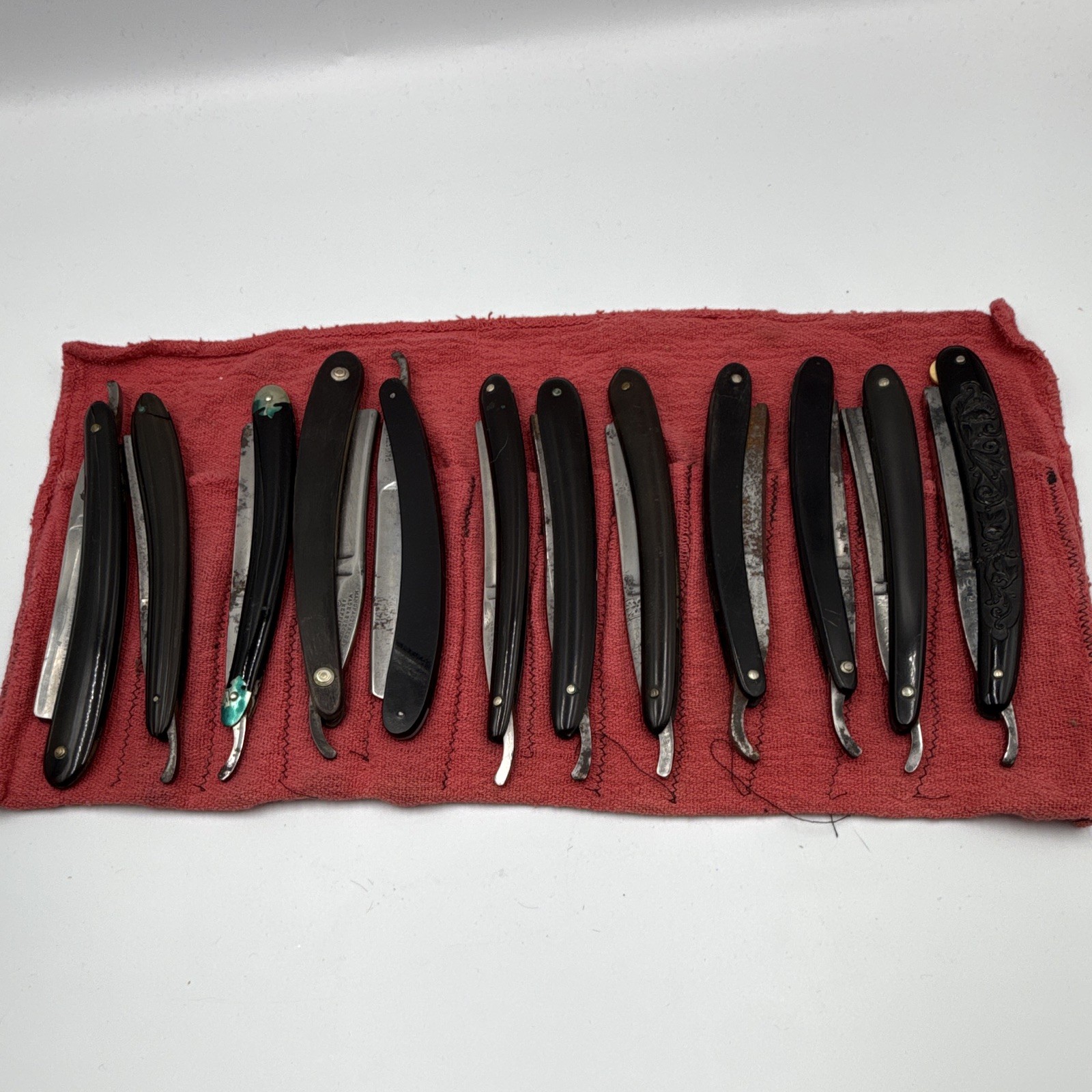 Vintage Antique Straight Razor Lot of 12 Barber Collection with Red Display Roll