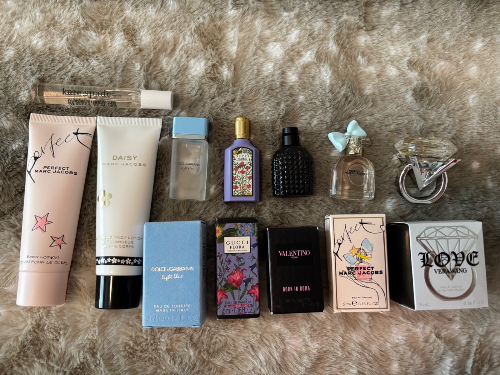 Lot of 8 Mini perfumes and body lotion NEW