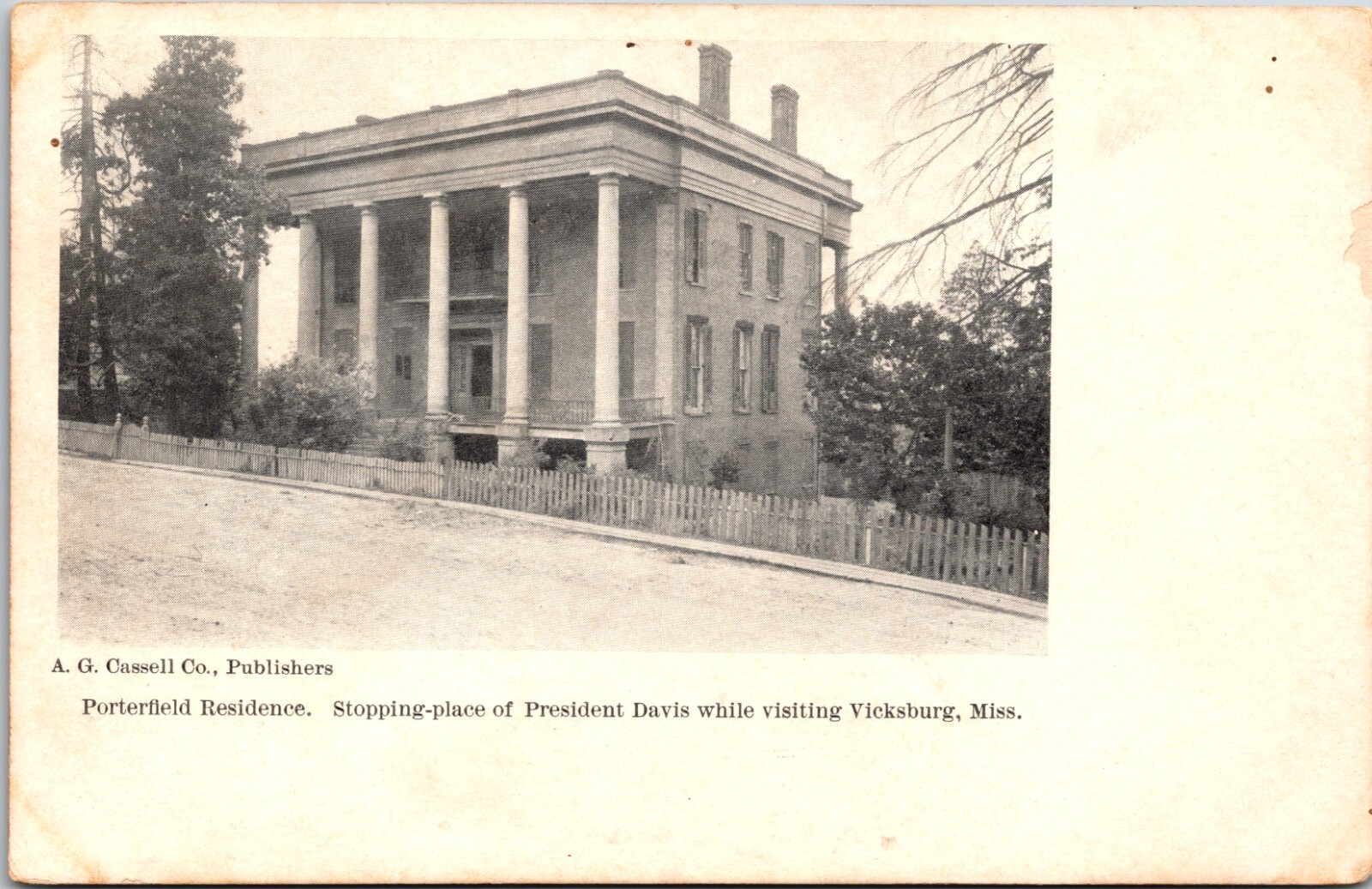 Porterfield Residence Stopping Place of President Davis, Vicksburg MS - Postcard