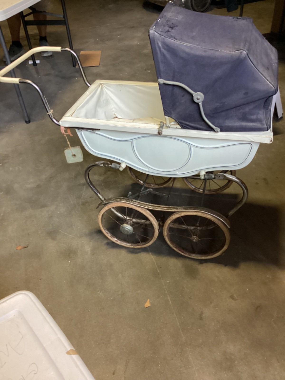 Vintage 1950-1960’s  Baby Buggy/Carriage Needs Some TLC Still Nice