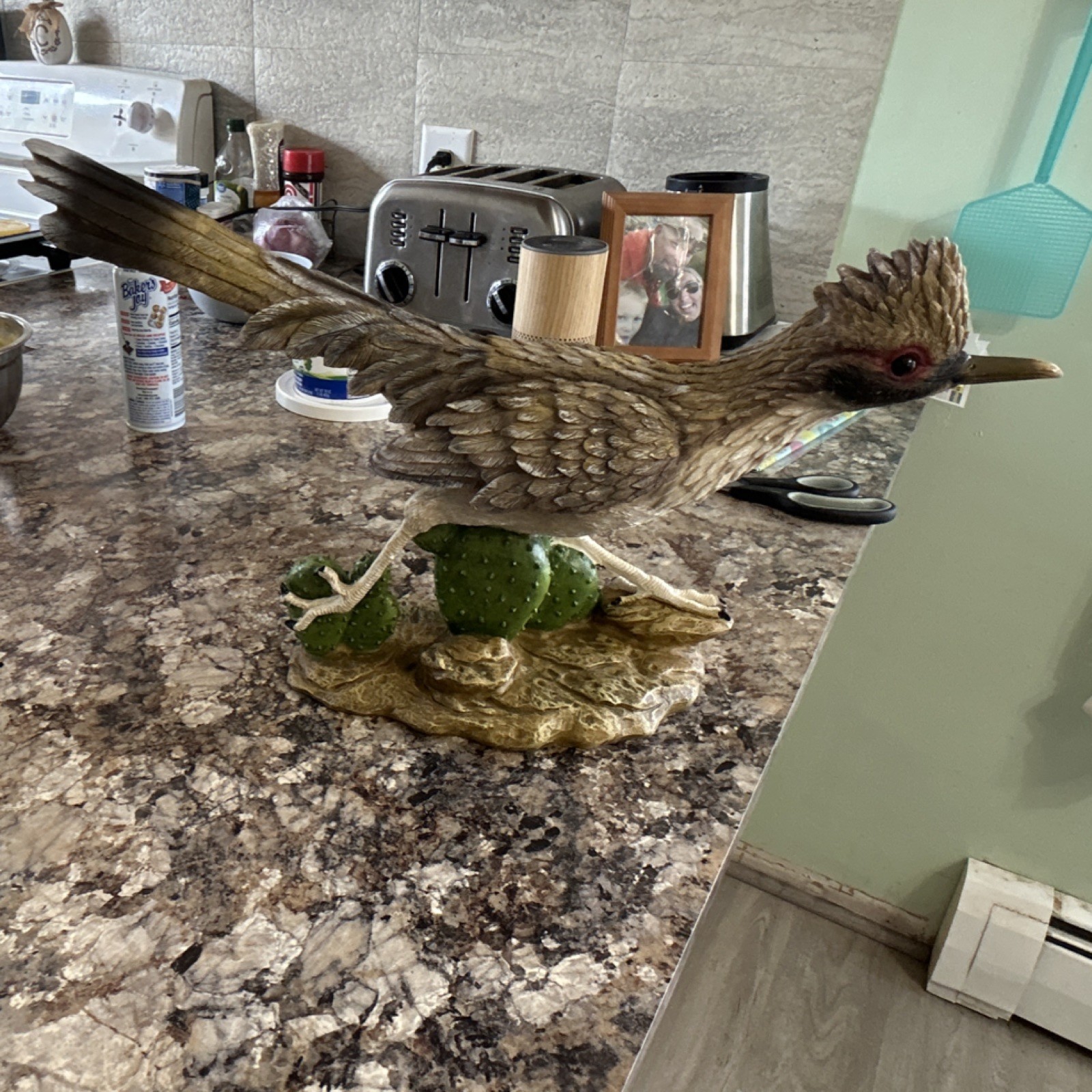 Design Toscano Roadrunner Statue Large Hand Painted Resin Wildlife Decor
