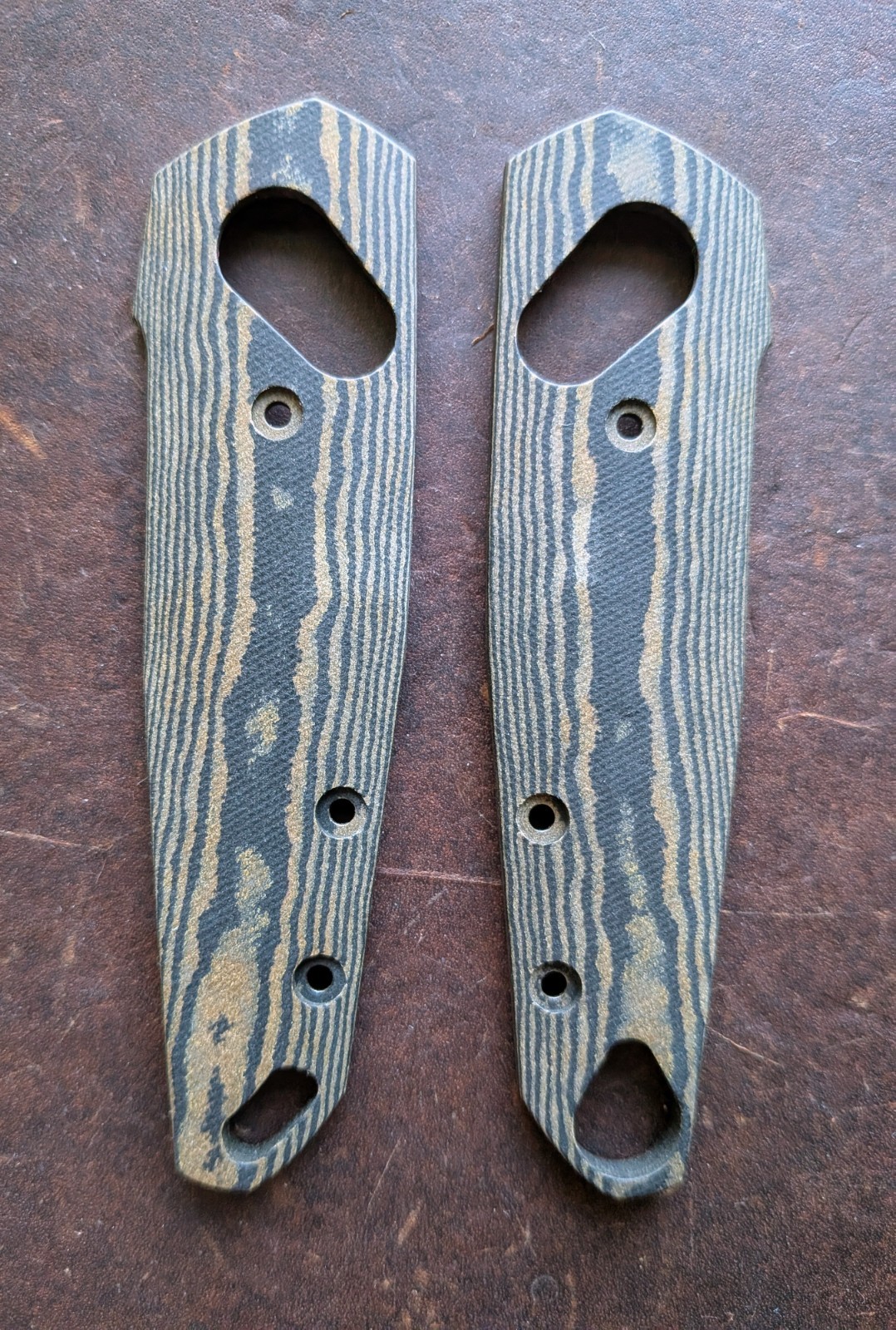 ANSO AROS (ORIGINAL VERSION) BLACK / BROWN RICHLITE SCALES