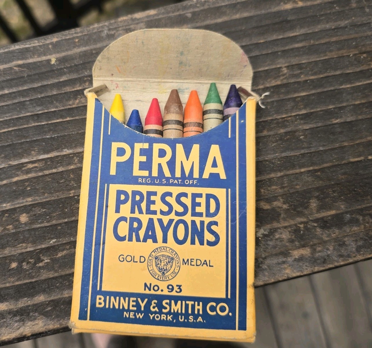 Vintage Binney & Smith No. 93 Perma Pressed Crayons Gold Medal '20s