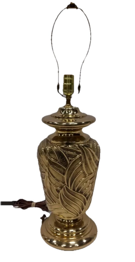 Vtg 1960’s MCM Brass Floral Leaf Table Lamp Stacked Round Base 27.25” Beautiful