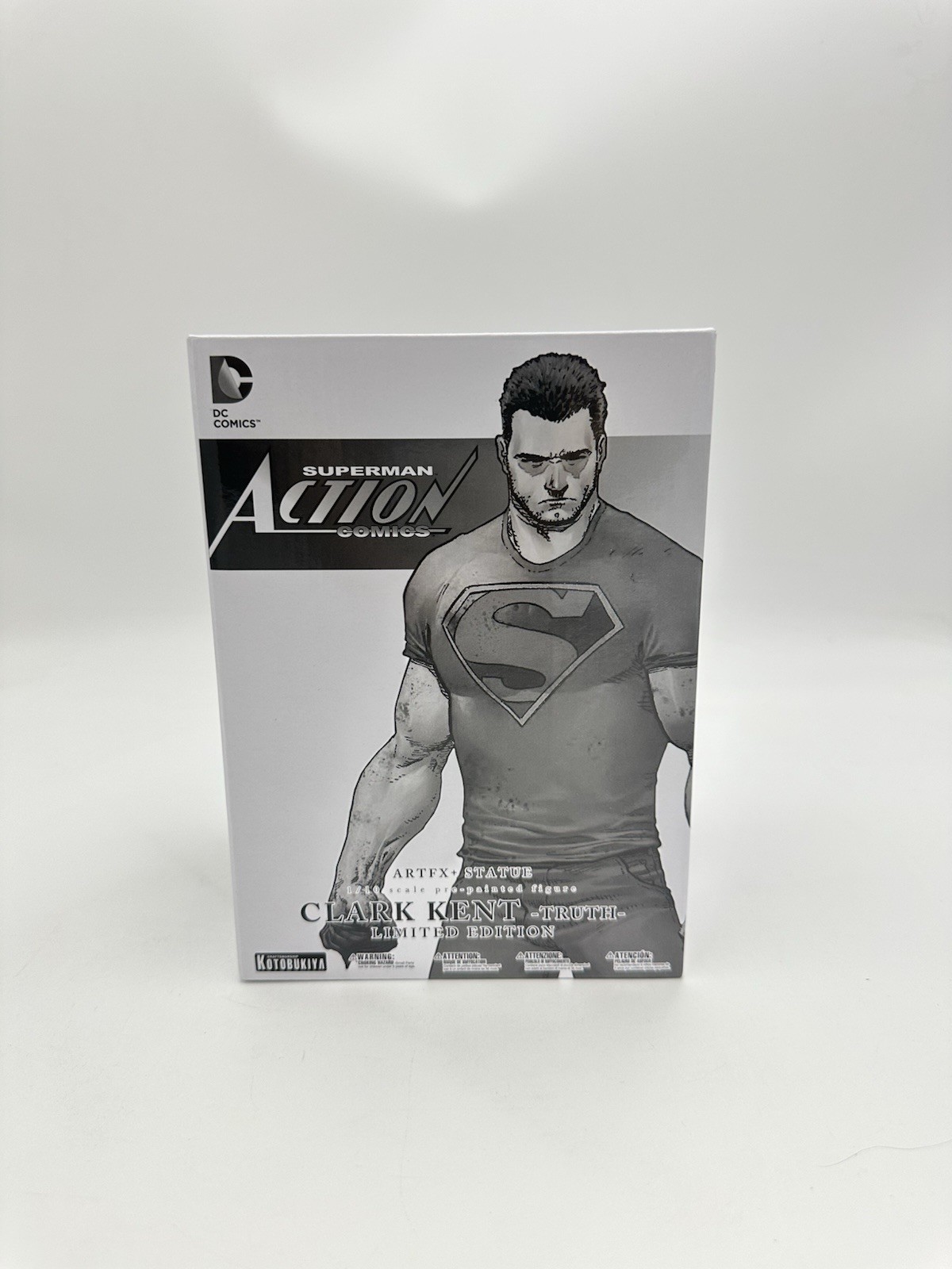 LIMITED EDITION DC COMICS CLARK KENT – TRUTH – ARTFX+ Statue SDCC 2016