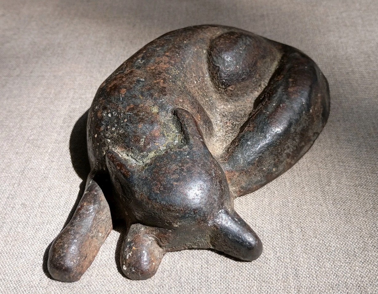 Antique Cast Iron Sleeping Fox Doorstop Vintage Curled Lying Down Heavy 4lb