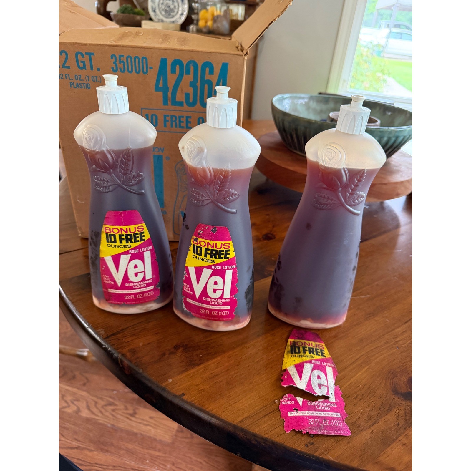 Vintage Vel Rose Lotion Dishwashing Liquid 32oz Bottles with Original Box Lot 3
