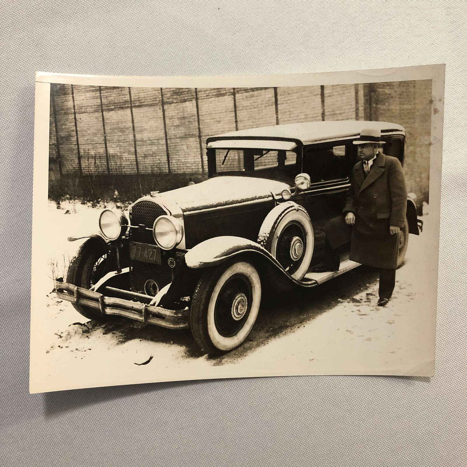 Press Photo 1934 Gangster Charles “Ice Wagon” Banghart Car Arrest Photograph