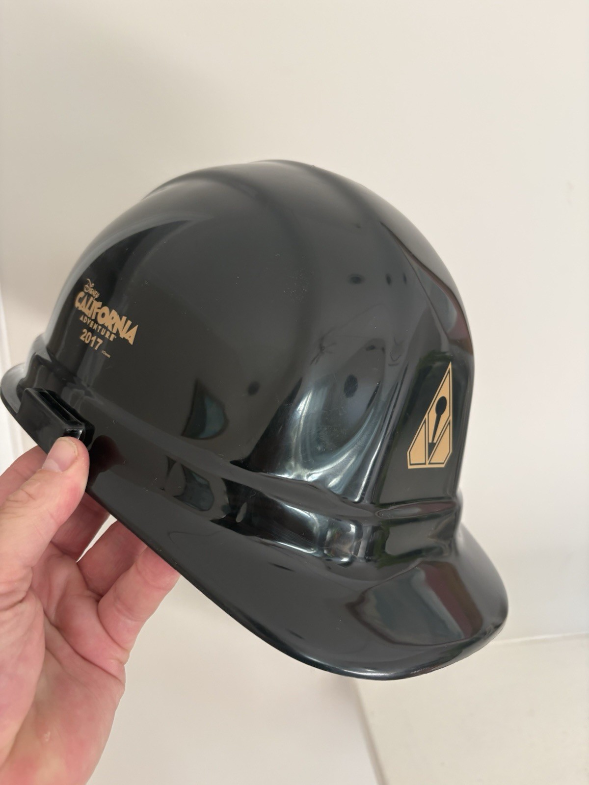 2017 ~ Disney Guardians Of The Galaxy Mission Breakout Hard Hat. Job Site Used