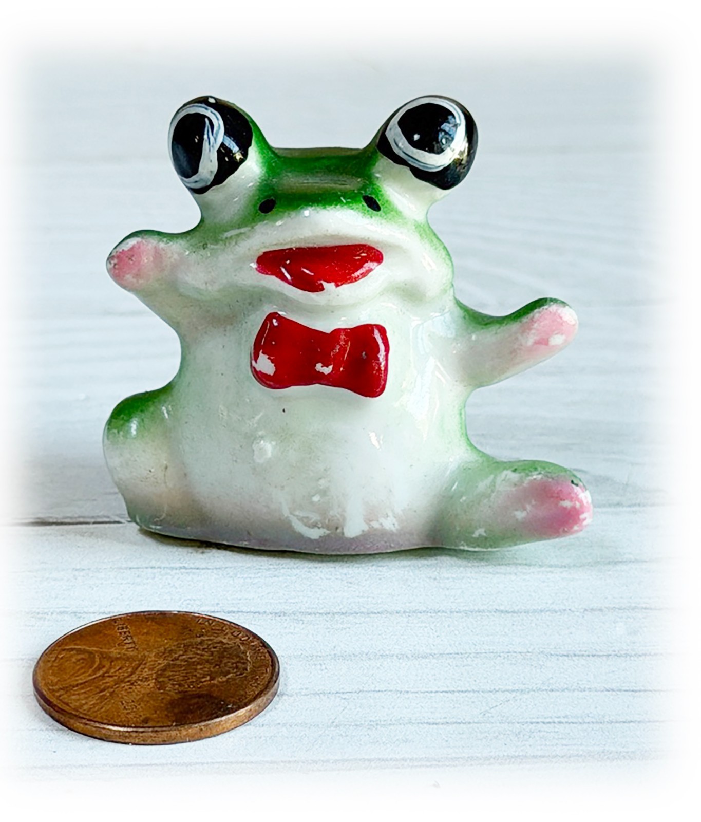 Vtg 1950s Green Frog Figurine Red Bow Tie Japan Rare Kitschy Whimsical Novelty