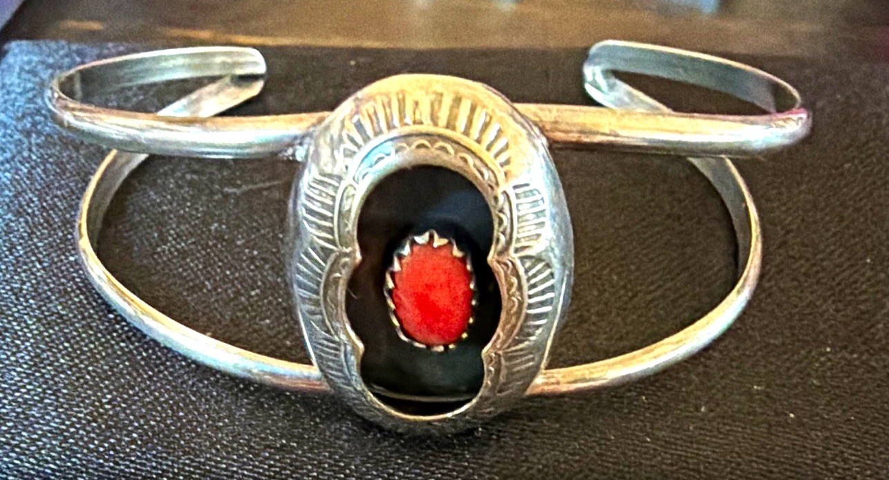 Vintage Navajo Sterling Silver Red Coral Shadowbox Cuff Bracelet Native American