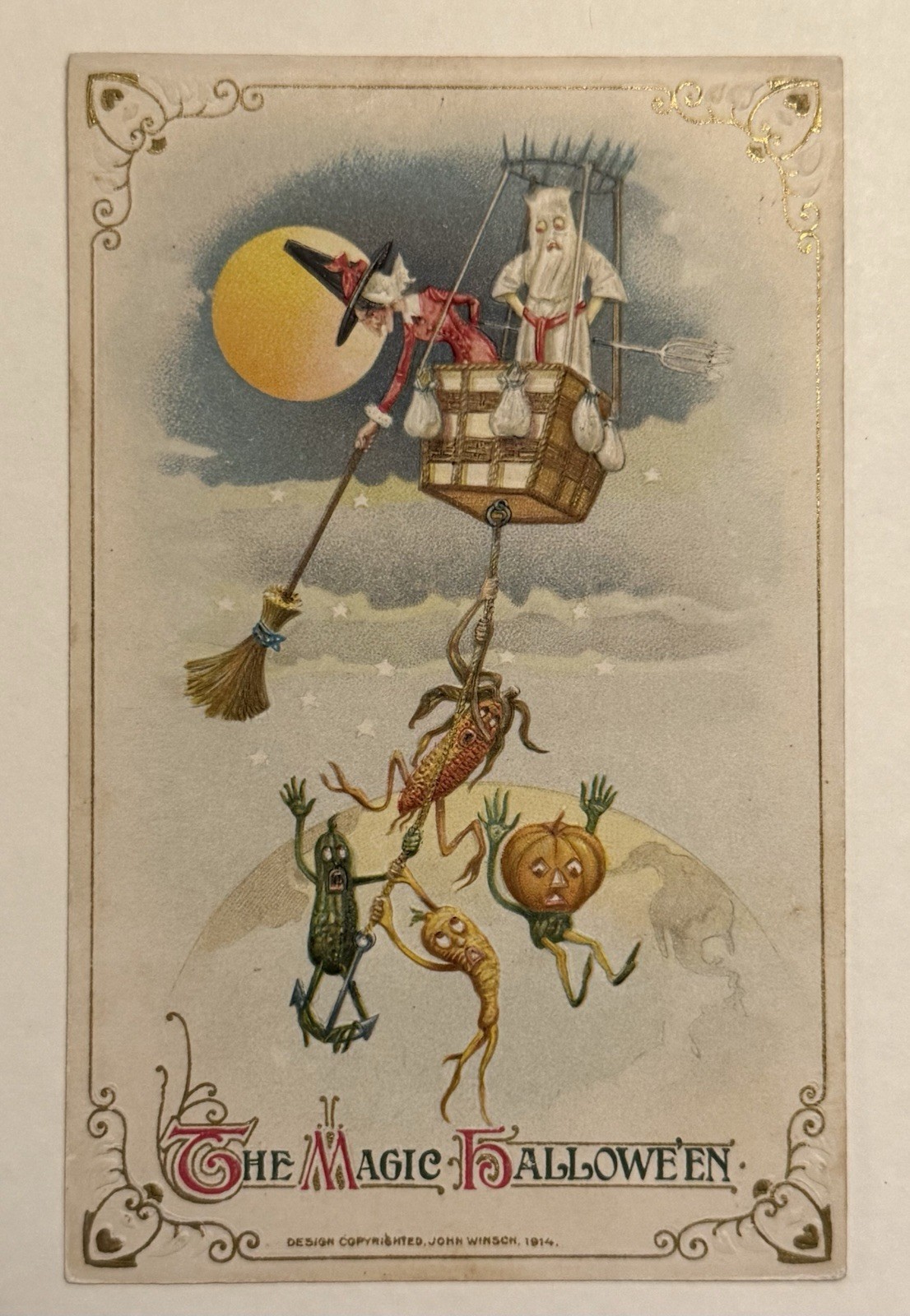 HALLOWEEN ---WINSCH --THE WITCH IS BEATING THE VEGGIES OFF THE BALLOON.  GOOD PO