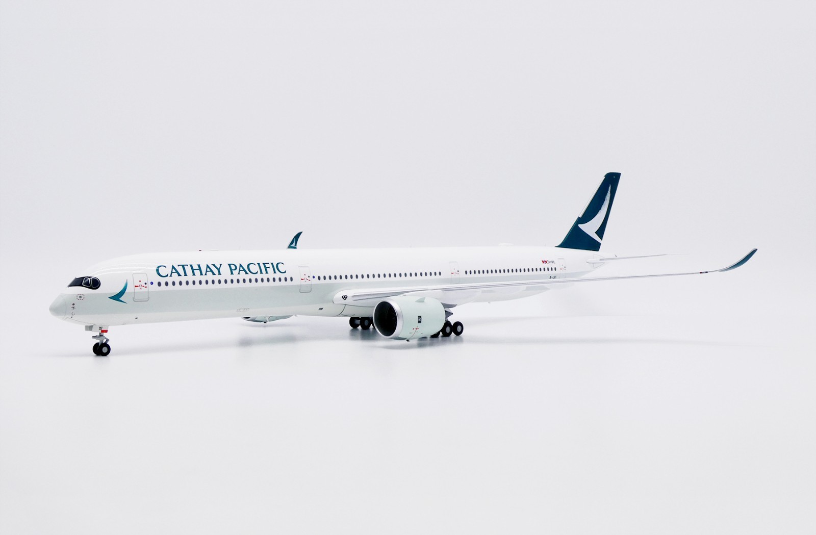 Misc A350-1000XWB Reg: B-LXI JC Wings Scale 1:200 Diecast Model SA2110
