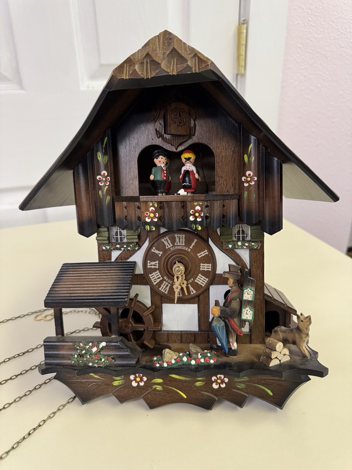 Anton Schneider MT 2263/10 1-Day Musical Cuckoo Clock NOS Dancers Black Forest