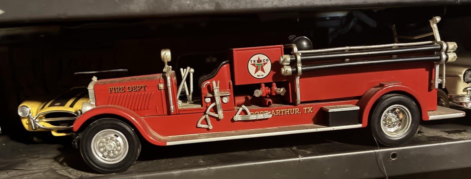 Texaco Port Arthur TX Fire Department Red Model Fire Engine Truck