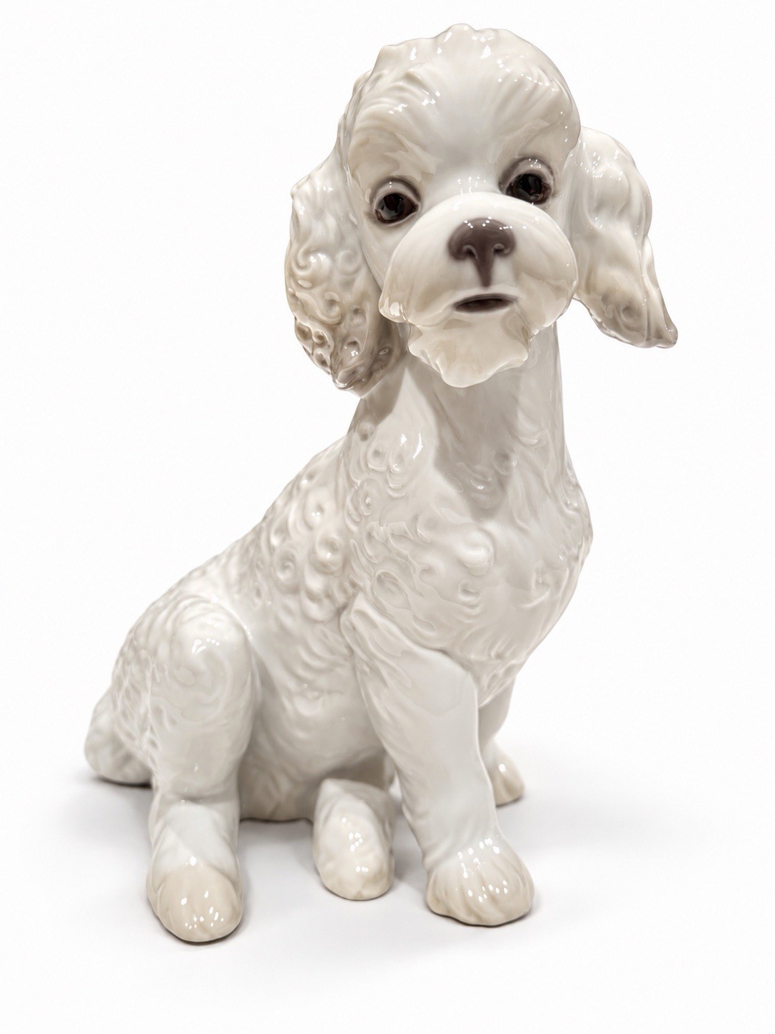 NAO by Lladró Sweet Poodle #1655 White Porcelain Dog Figurine Handmade Spain