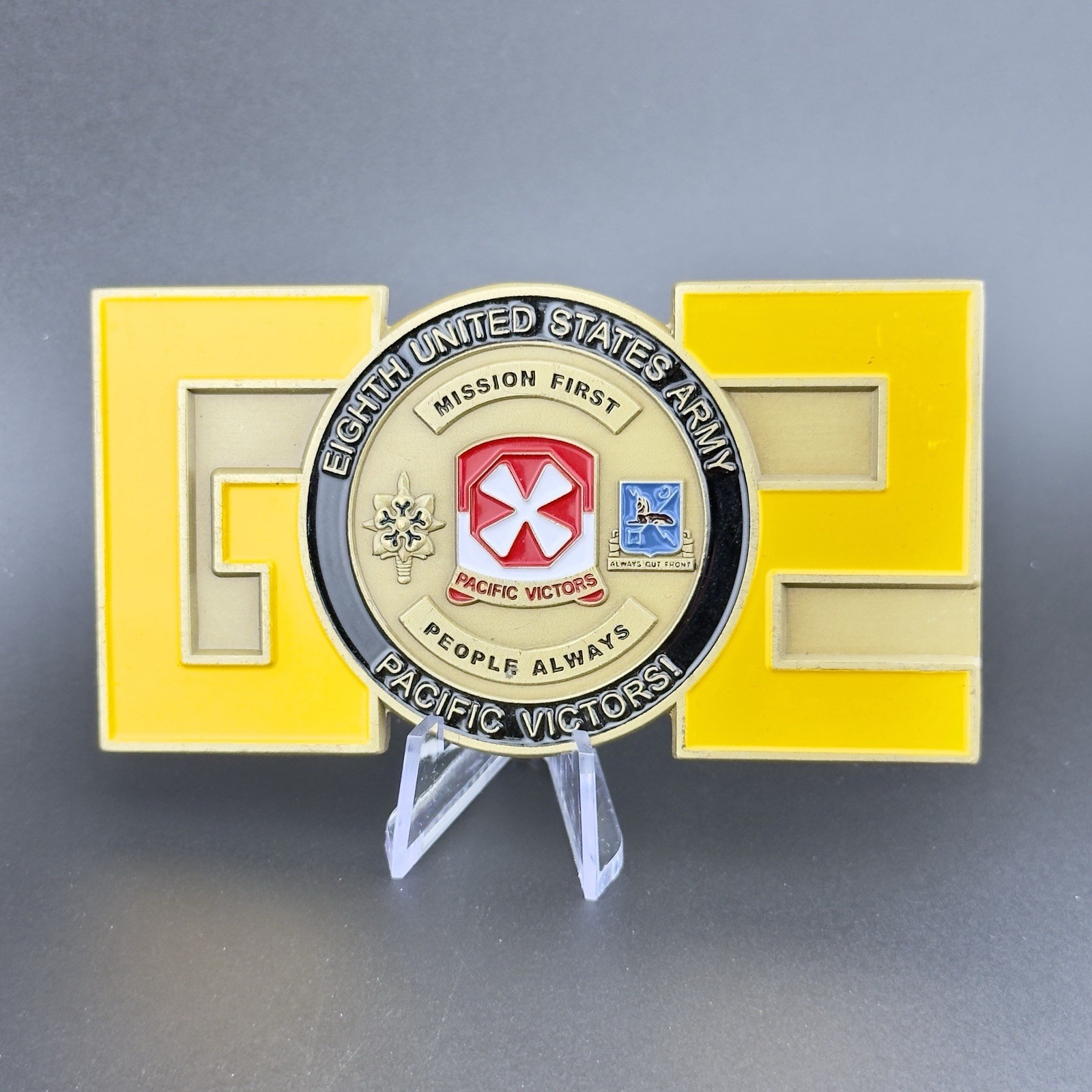 RARE Eighth United States Army G2 Intelligence Pacific Victors Challenge Coin
