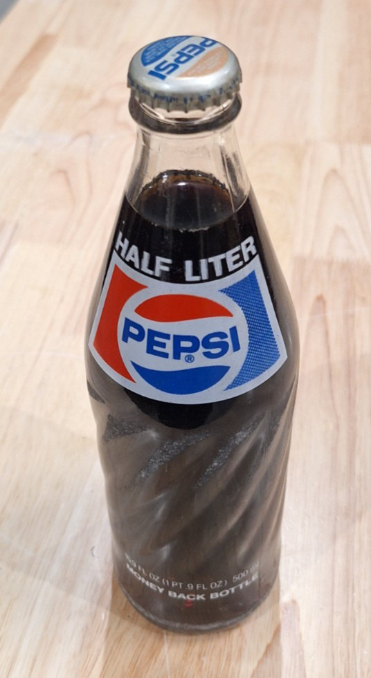Vintage 1984 Sealed Full Unopened Pepsi-Cola Clear Glass Bottle Distinct Spiral