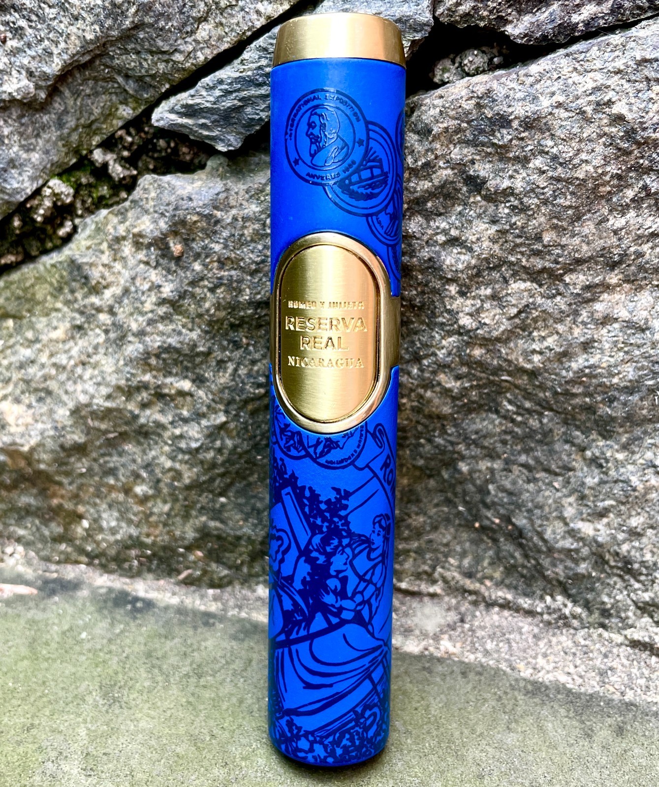 Altadis Romeo y Julieta Gold Medallion Triple Torch Lighter, Limited Edition
