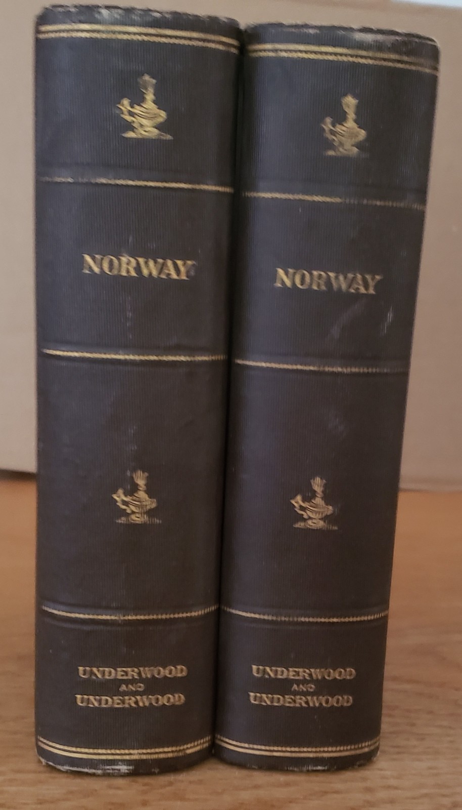 Norway Complete 100 Card Boxed Set