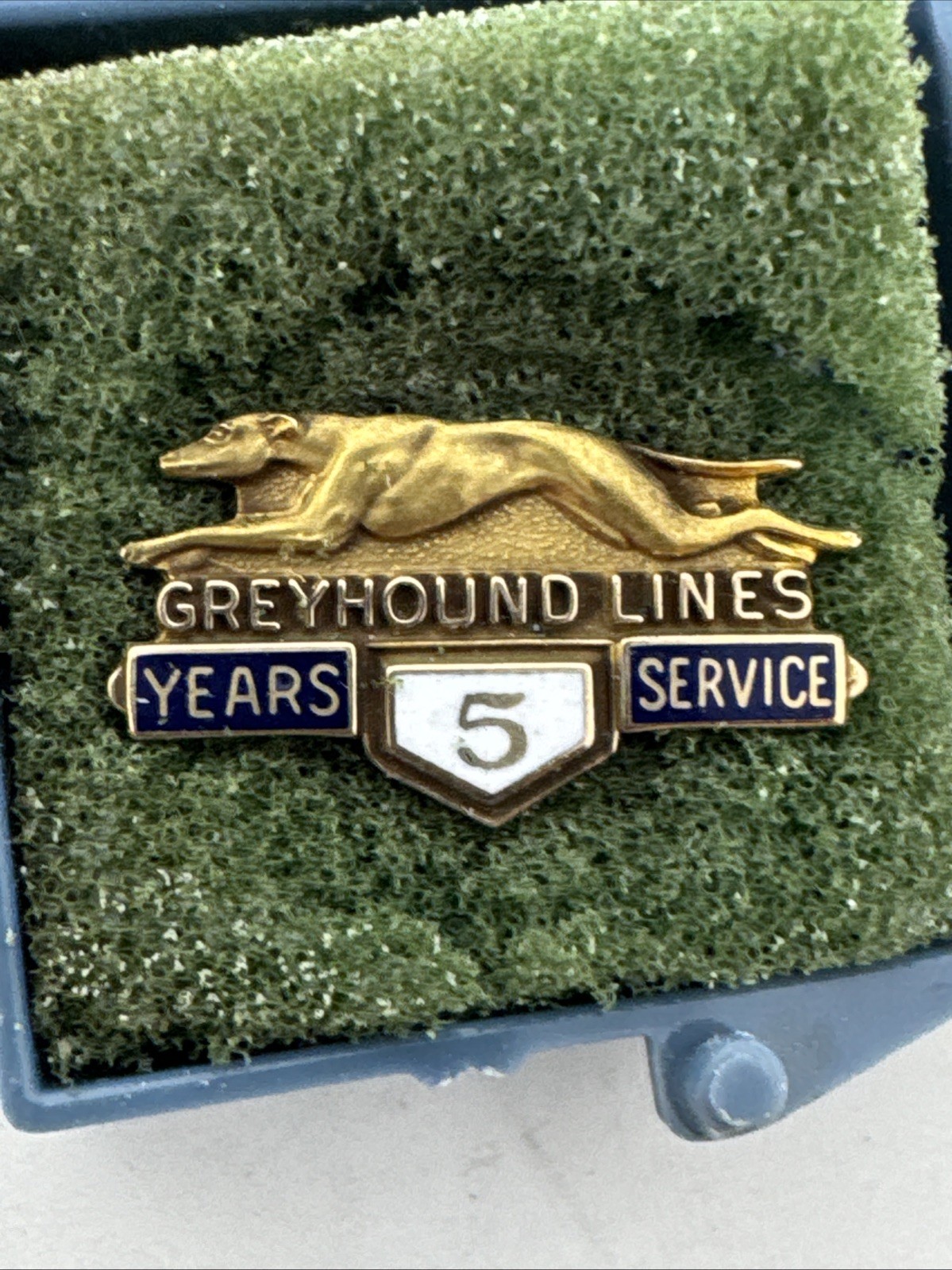 Greyhound Lines Vintage 10K Gold 5 Year Lapel Pin in Original Case 1.5 Grams