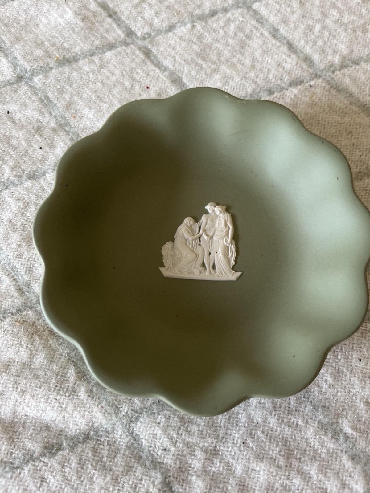 Wedgewood Sage Green Round Jasperware Scalloped Trinket Dish