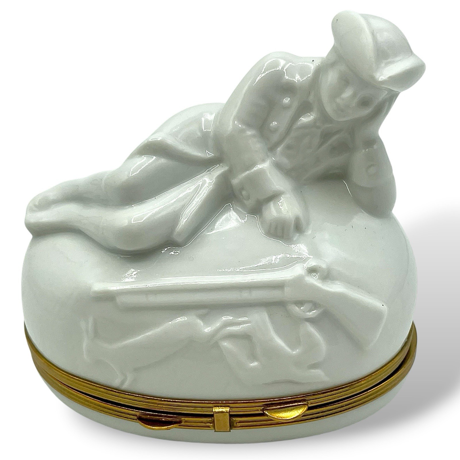 Vtg LIMOGES TRINKET BOX Resting Hunter Sexy Soldier Piotet Chamart France EUC