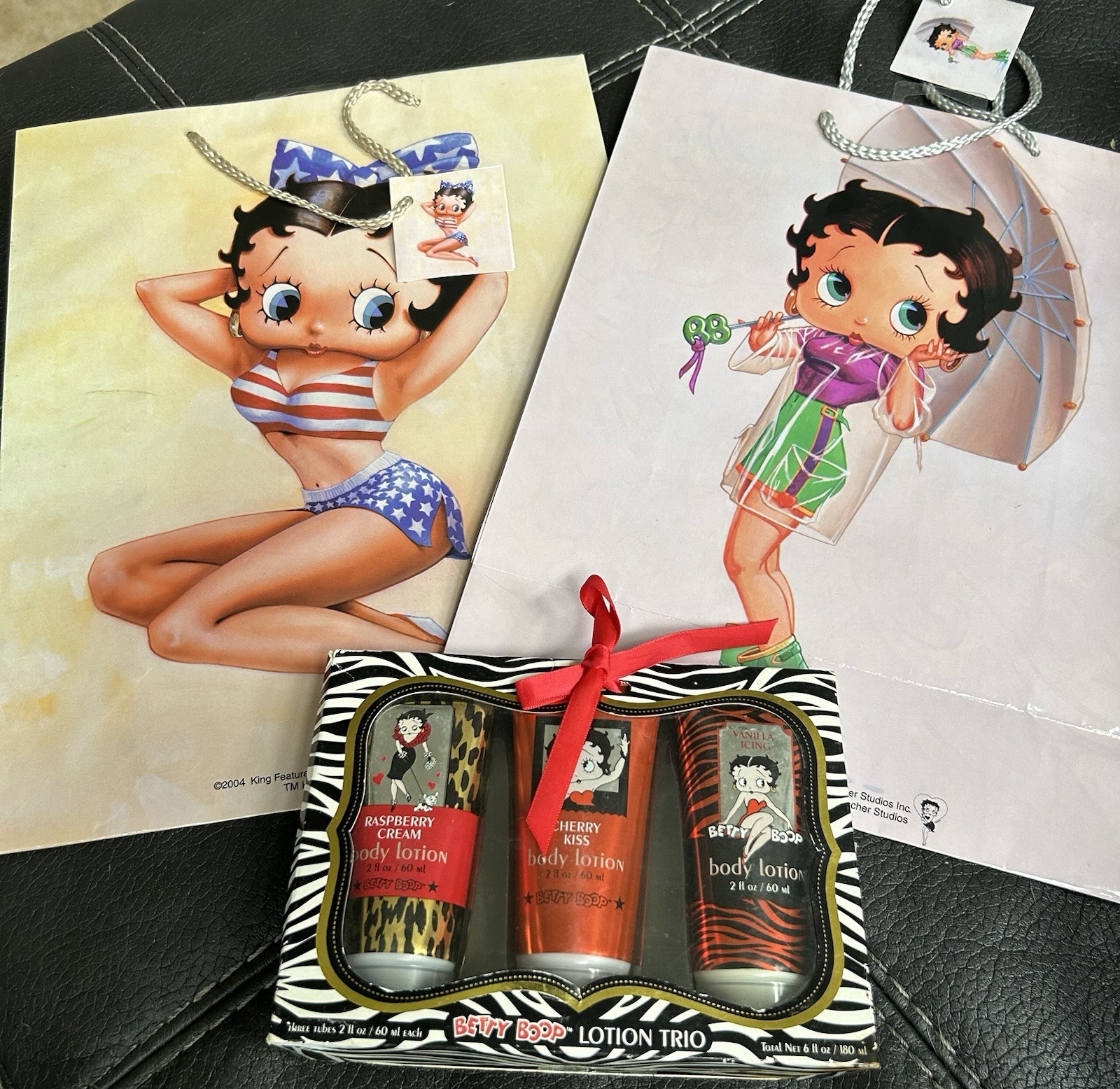 Betty Boop Lot-2 Vintage Gift 🎁 Bags + 3 Lotions 🧴 MIB-Great Lot