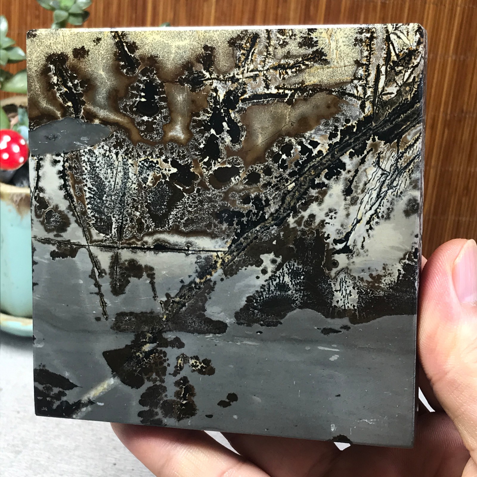 291g Natural Chinese painting stone crystal ornaments for home decoration A6995