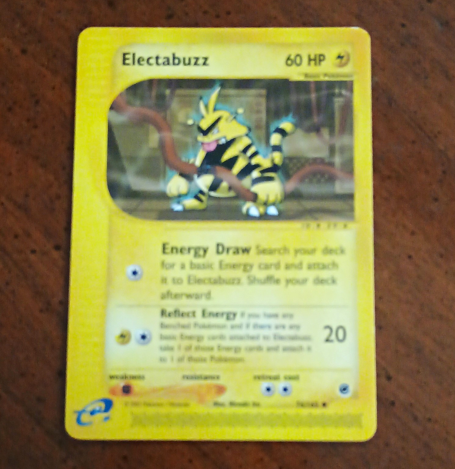 Pokémon Electabuzz 76/165 Expedition Base Set Trading Card - English