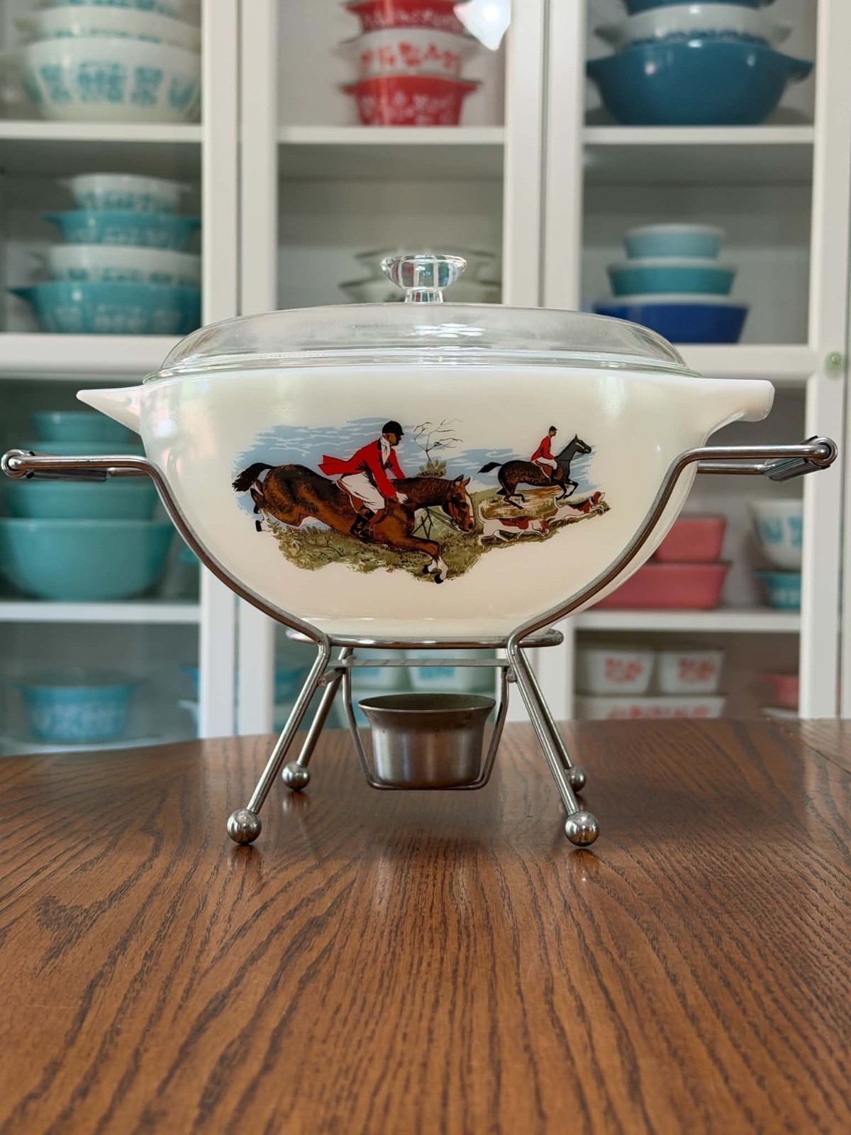 Vintage Pyrex JAJ Tally Ho Opal Serving Bowl w/lid, cradle/warmer * NEAR MINT*