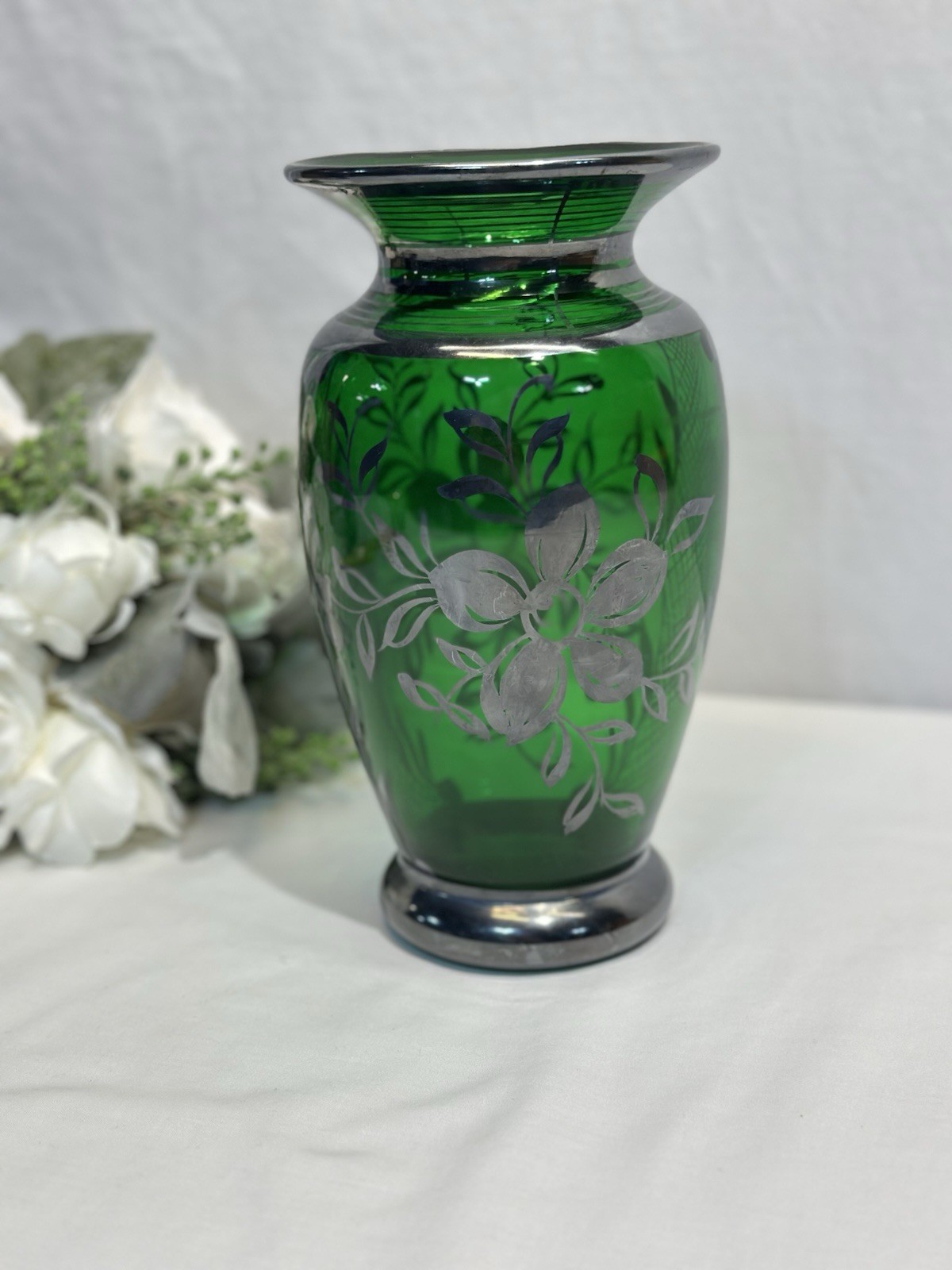 Beautiful 9” Bohemian Vintage Emerald Green Vase With Silver Flowers And Trim