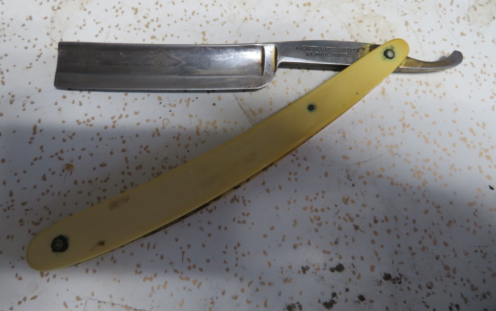 Vintage hackett  gates hurty Streight Razor 11/16