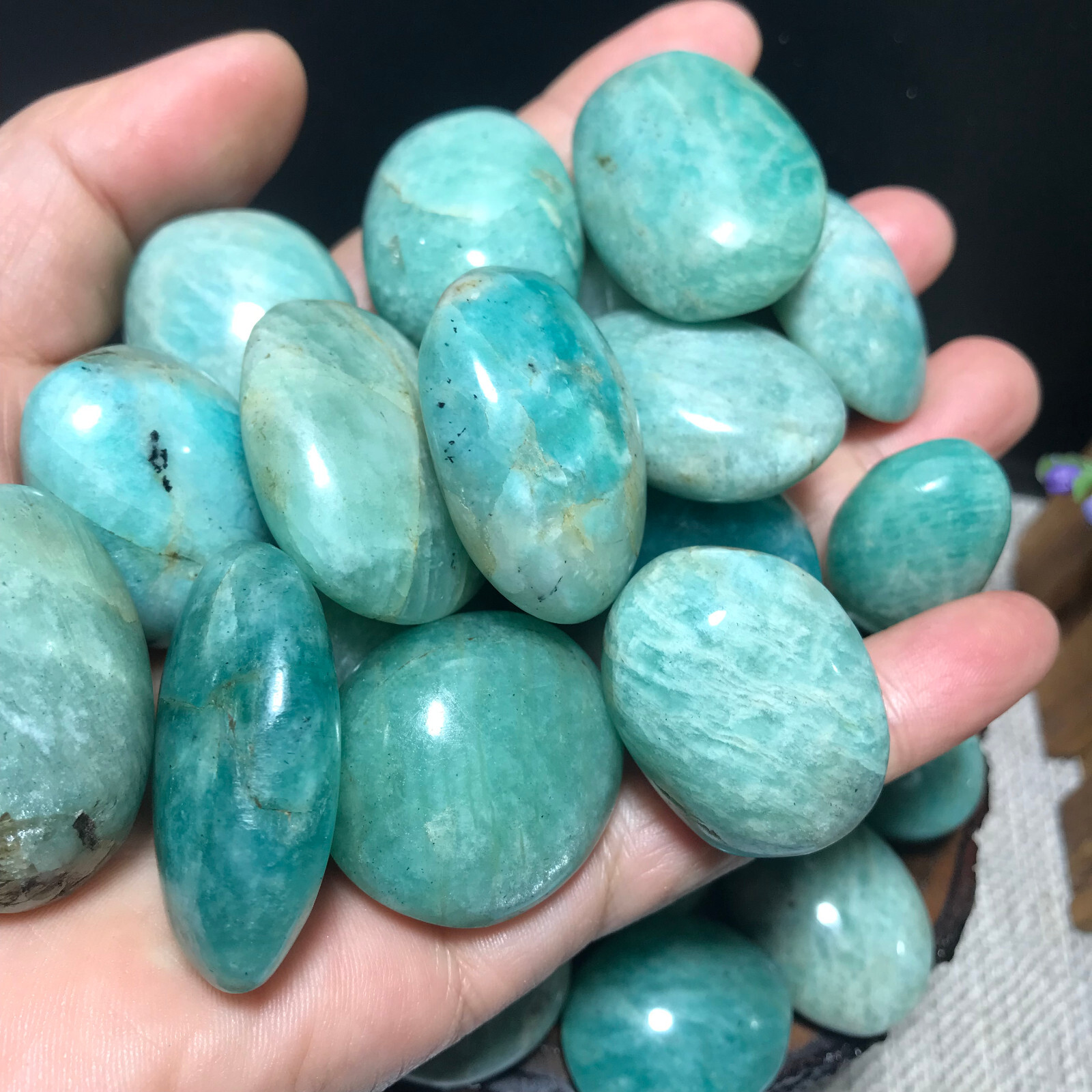 1000g 60pcs Natural Amazon Tianhe Stone Polished crystal Energy Healing