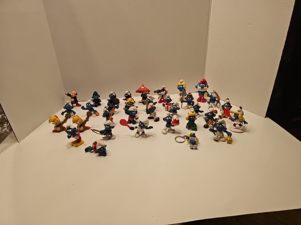 Lot of 34 Vintage Smurf Figures (Schleich Peyo Galoob 2 Duplicates)