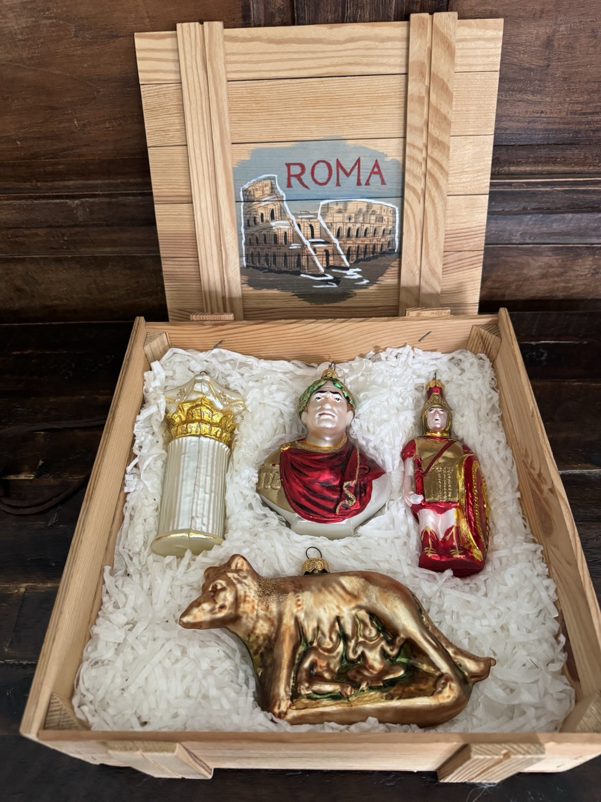 KURT S. ADLER POLONAISE ROMA HAND BLOWN GLASS ORNAMENTS SET IN BOX (4)