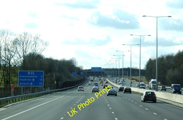 Photo 6x4 Rickmansworth 4 miles Chandler's Cross\/TQ0698 M25 heading anti c2012