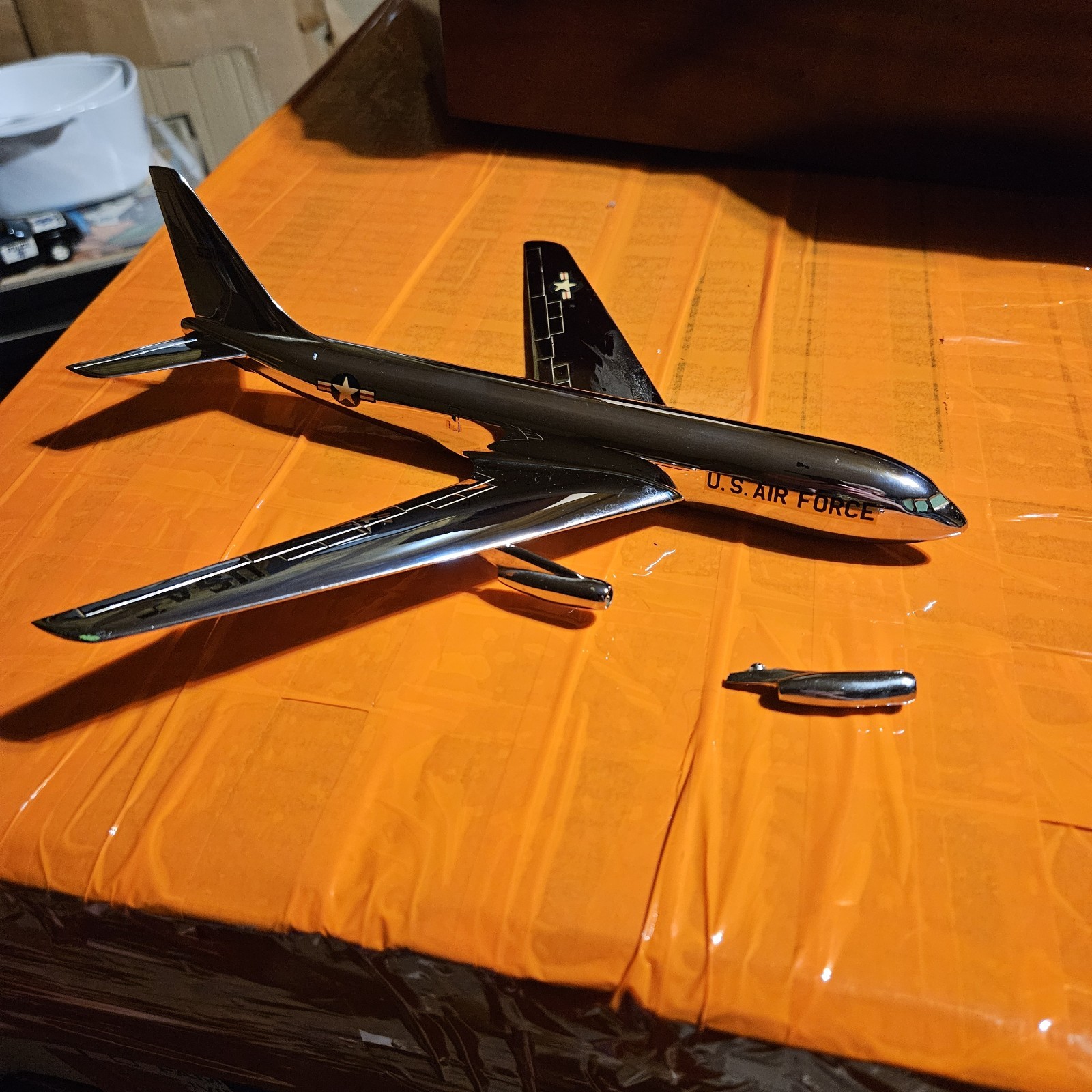 BOEING KC-135 HEAVY METAL DESKTOP DISPLAY AIRCRAFT Tanker Airplane 