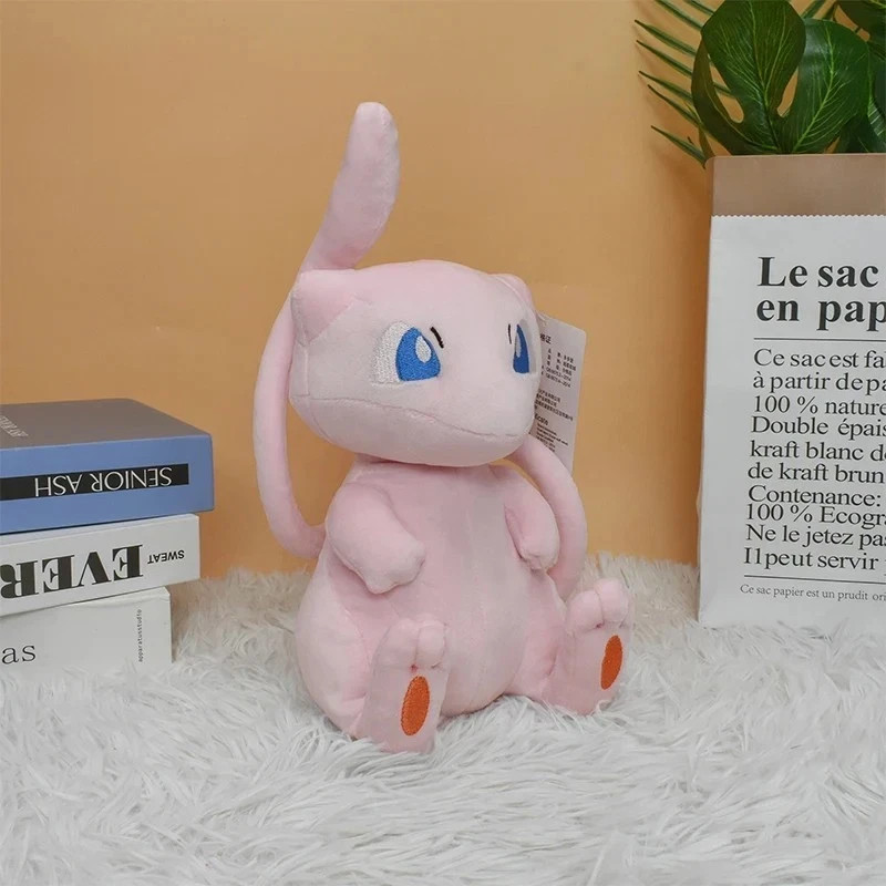 Pokémon Mew Small Plushie Highly Detailed