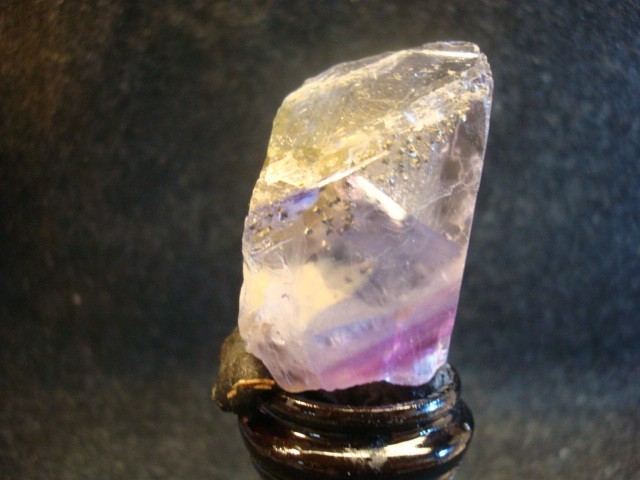 marcasite xl\'s in fluorite cave in mine illinois