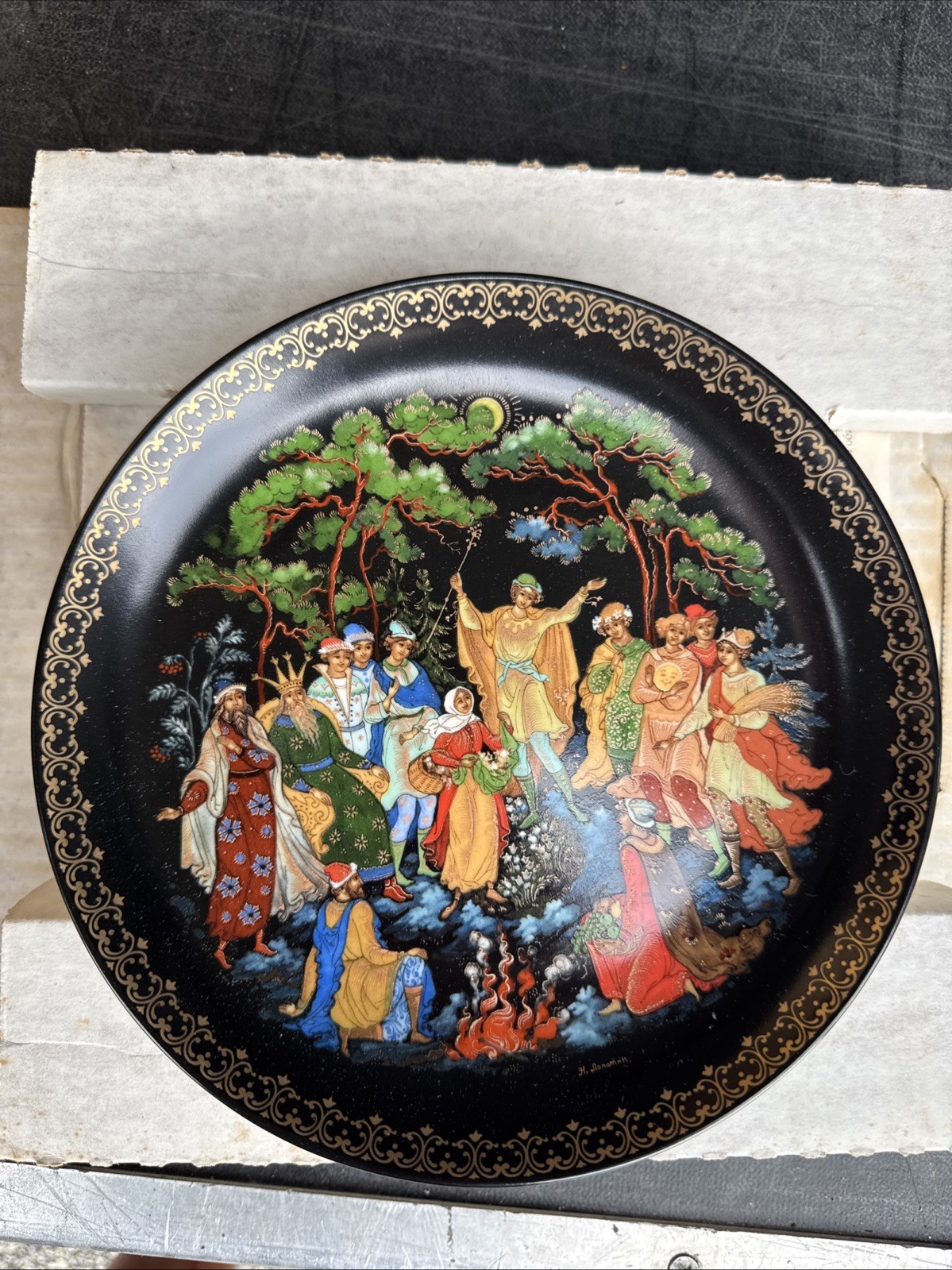 Collectible plate, Porcelain USSR- 1989, \