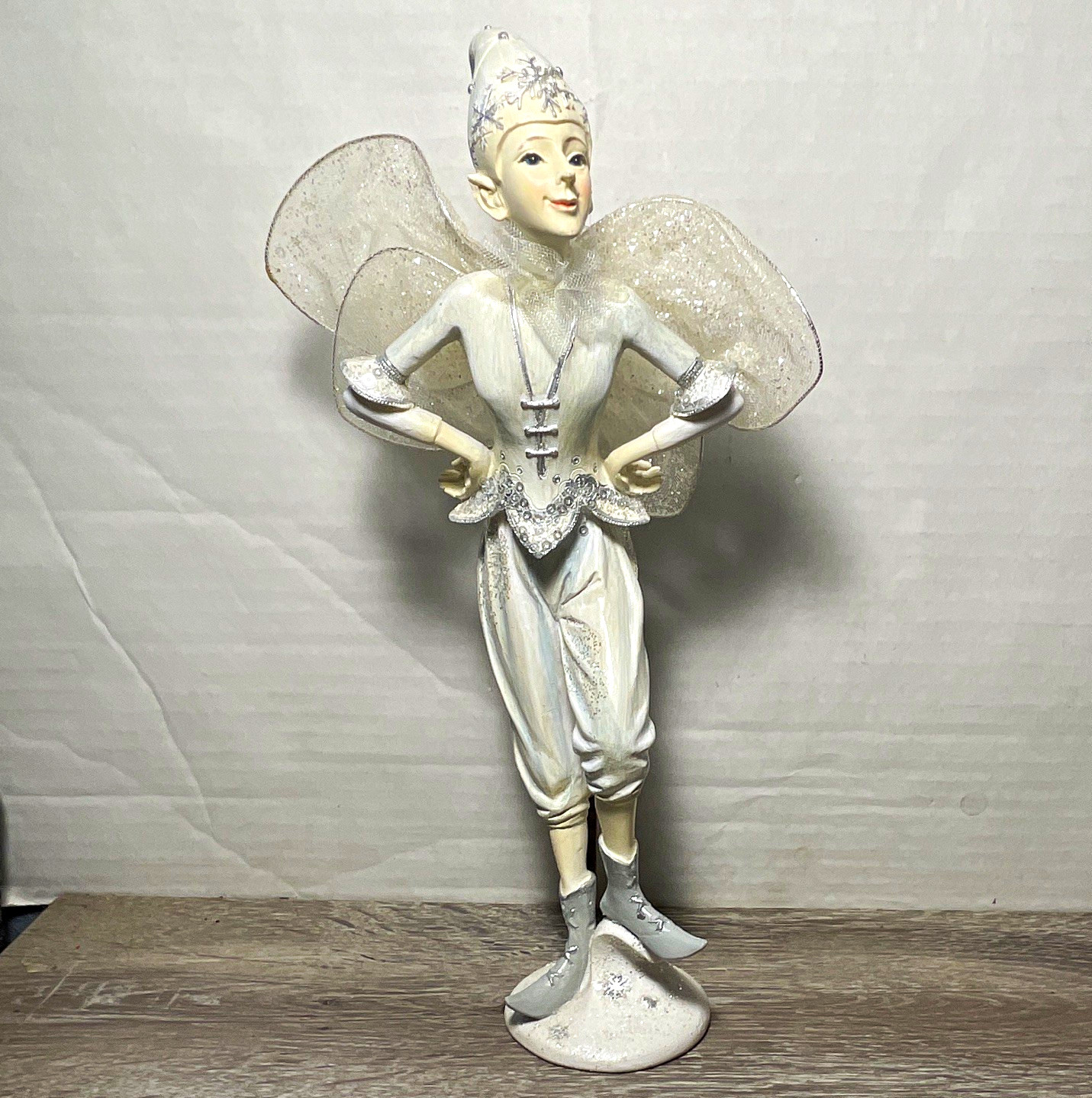 Mark Roberts Christmas Fairy Figurine White/Silver/Blue Glitter Wings 11.5 inch