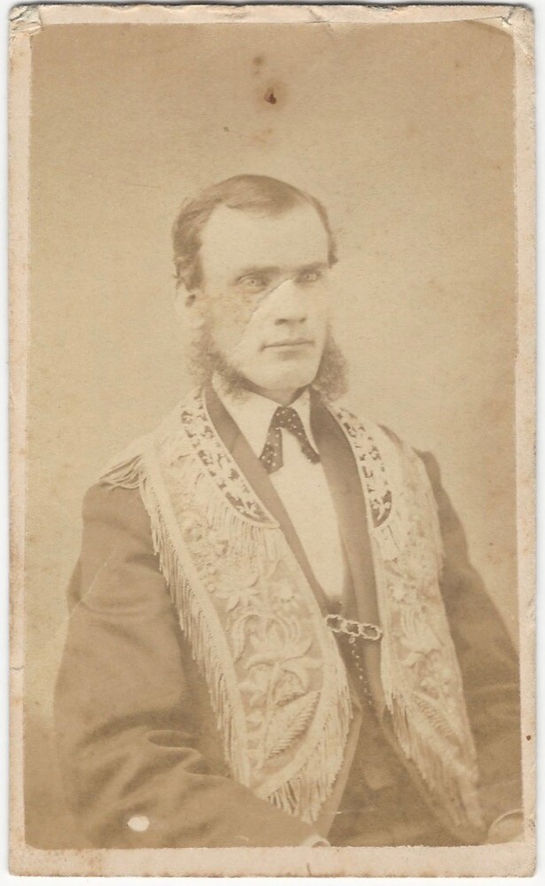 1870s Odd Fellows IOOF Beaded Vest Man Sideburns Fraternal Carte De Visite CDV