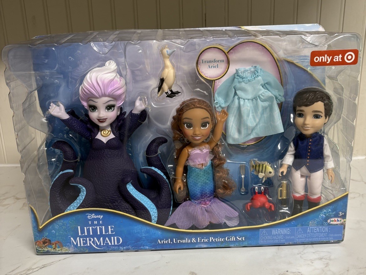 Disney The Little Mermaid Live Action Ariel Ursula Eric Petite Doll Gift Set New